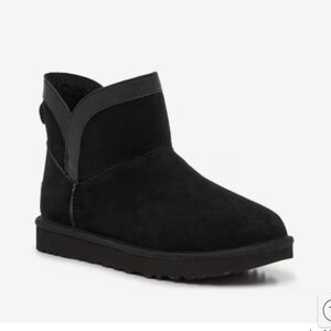 UGG Classic Mini Lunara Bootie